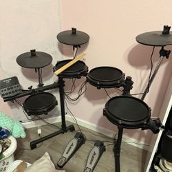 Alesis Drum Set