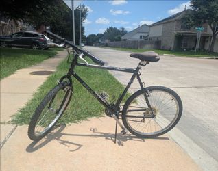 FUJI Nevada - 26" wheels Large frame Mountain bike