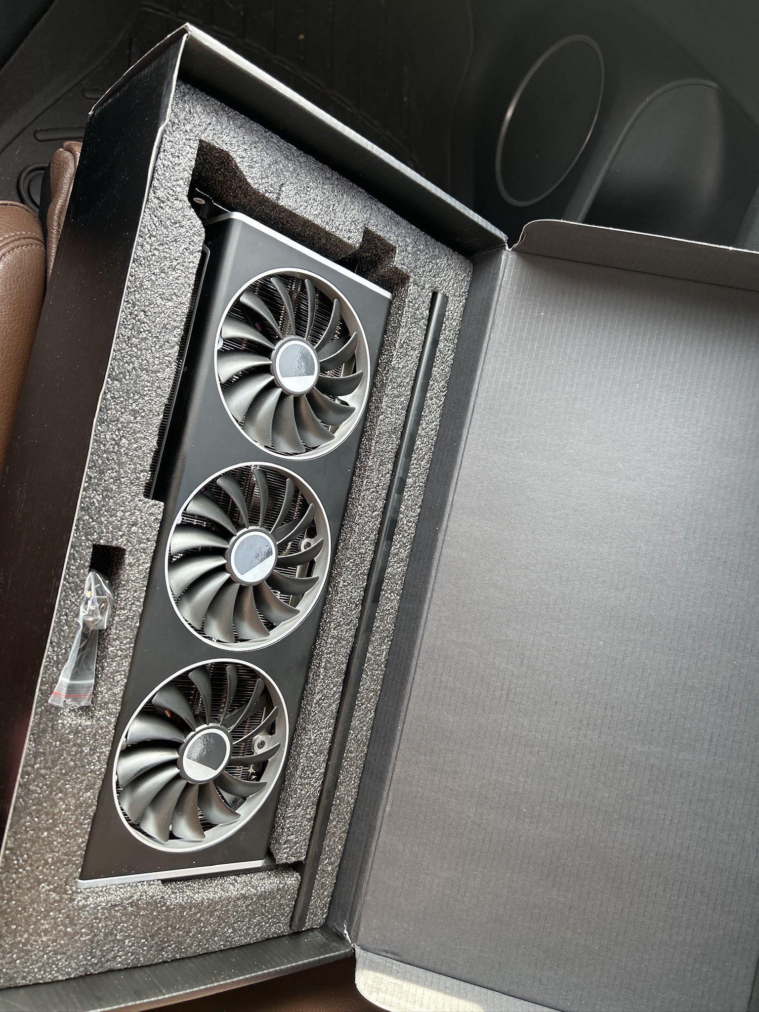 RX7900XT