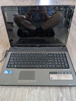 Acer Aspire 7741Z-5731 Laptop