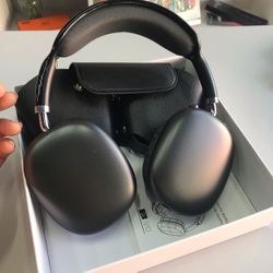 AirPods Max (brand New) 