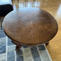 Round Center Wood Coffee Table 