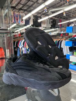 Adidas Yeezy Boost 700 V2 Kids Vanta