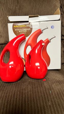 Rachael Ray 2-Piece Stoneware EVOO & Vinegar Bottle Set - Red