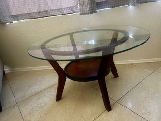 2 tables and lamp