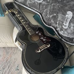 Electroacustic Guitar Epiphone 