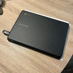 Samsung Google chrome Laptop 