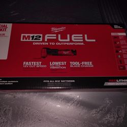 Milwaukee M12 FUEL Brushless Cordless Oscillating Multi-Tool 2526-21XC Kit 12V