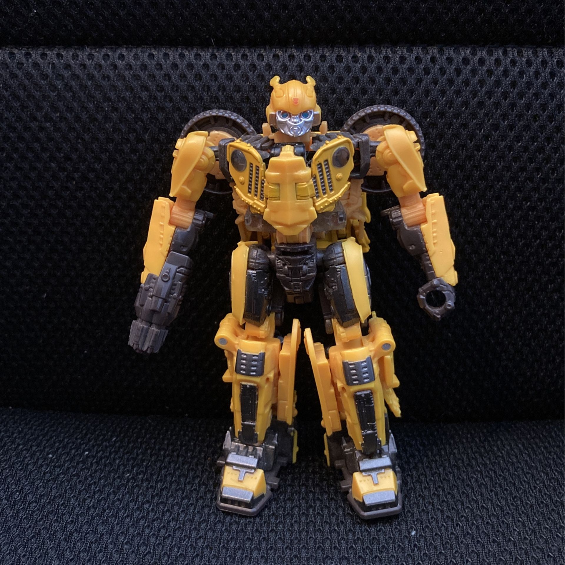 Transformers Studio Series Jeep Bumblebee