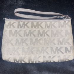 Wrist Purse