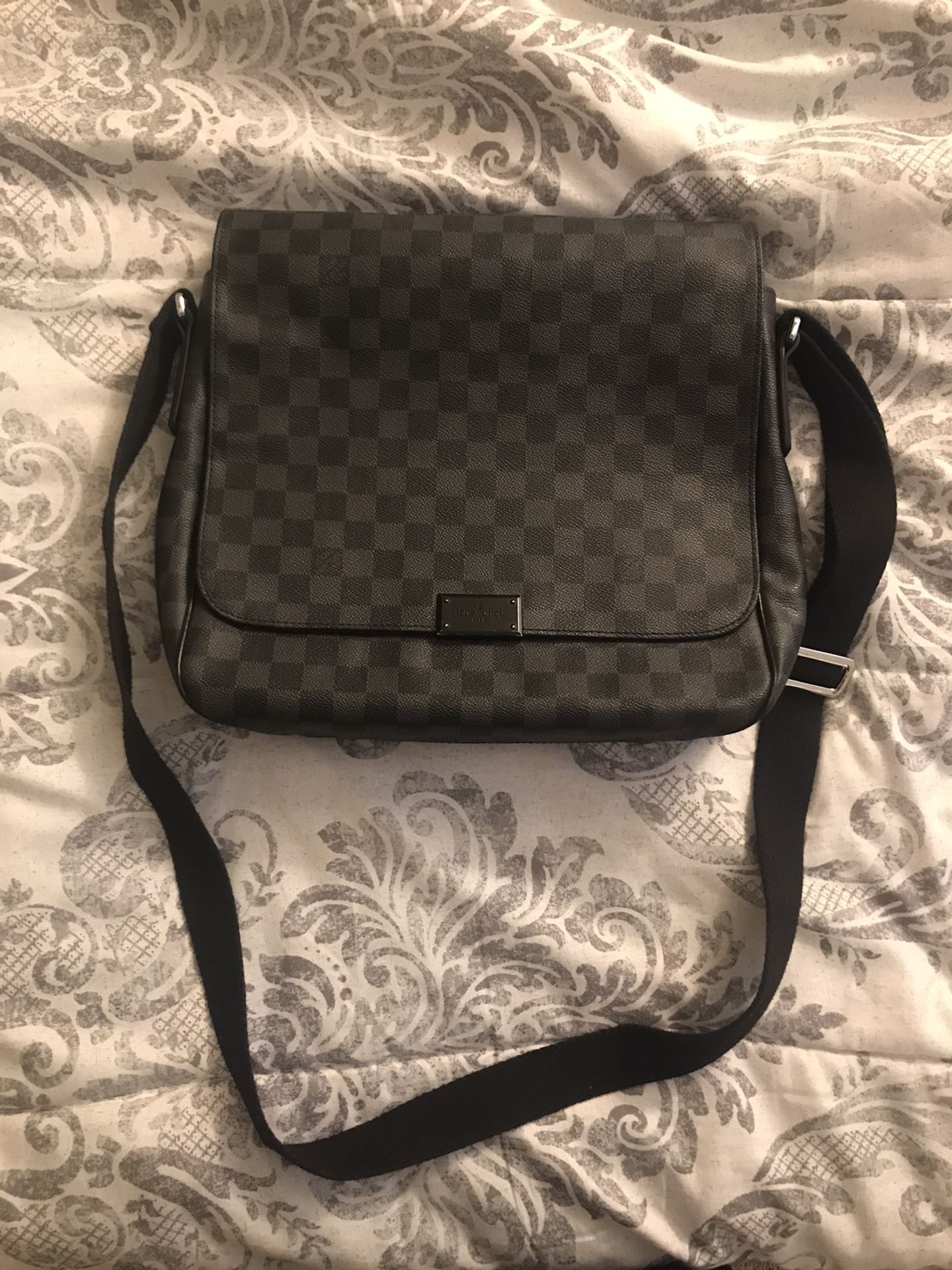 Louis Vuitton Shoulder Bag