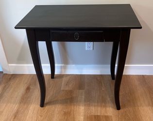 Vanity desk