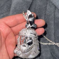 S925 Moissanite Jesús Pendant Large 