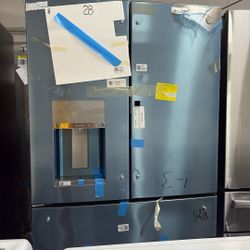 GE 4 Door French Door Refrigerator 