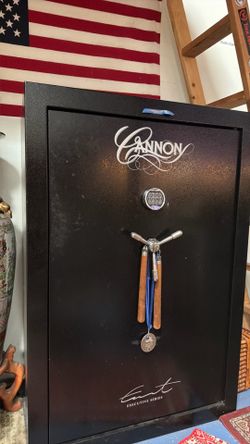 Heavy duty safe