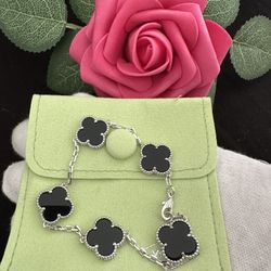 Luxury 🍀 Bracelet 