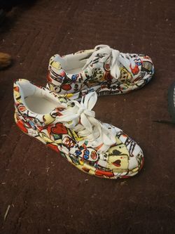 Graffiti Shoes Love