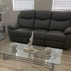 Couch And Coffee Table 
