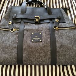 Henri Bendel Jet Setter With Dustbag