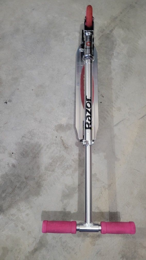 Razor Scooter Pink