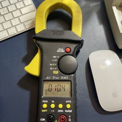 AMPROBE ACD-330-T DIGITAL CLAMP-ON VOLT/AMP/OHM METER 