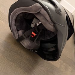 Motorcycle helmet Large