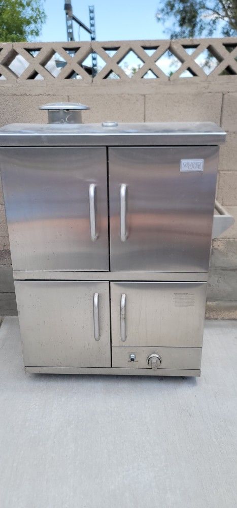 GRAND CAFE SMOKER