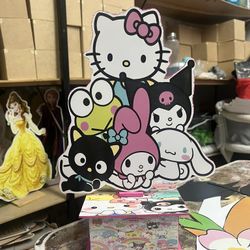 Hello Kitty Centerpices 