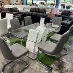 Modern Style Glass Dining Table with 6 Chairs / Mesa de comedor de vidrio de estilo moderno con 6 si