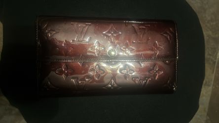 Louis Vuitton Vernis Sarah Wallet