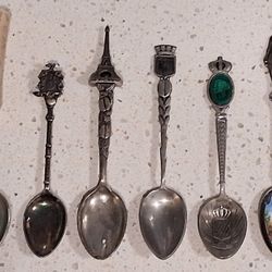 7 Vintage Unique Souvenir Spoons