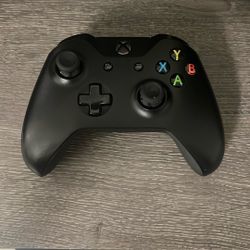 Black Xbox One Controller 