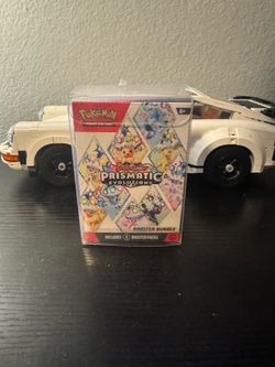 Prismatic evolutions booster bundle