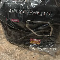 RVMP 2200 WATT SILENT INVERTER GENERATOR