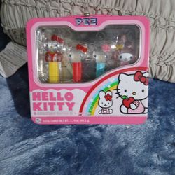 Hello Kitty Pez Set