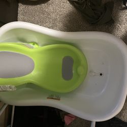 Infant Bathtub That Grow With Baby