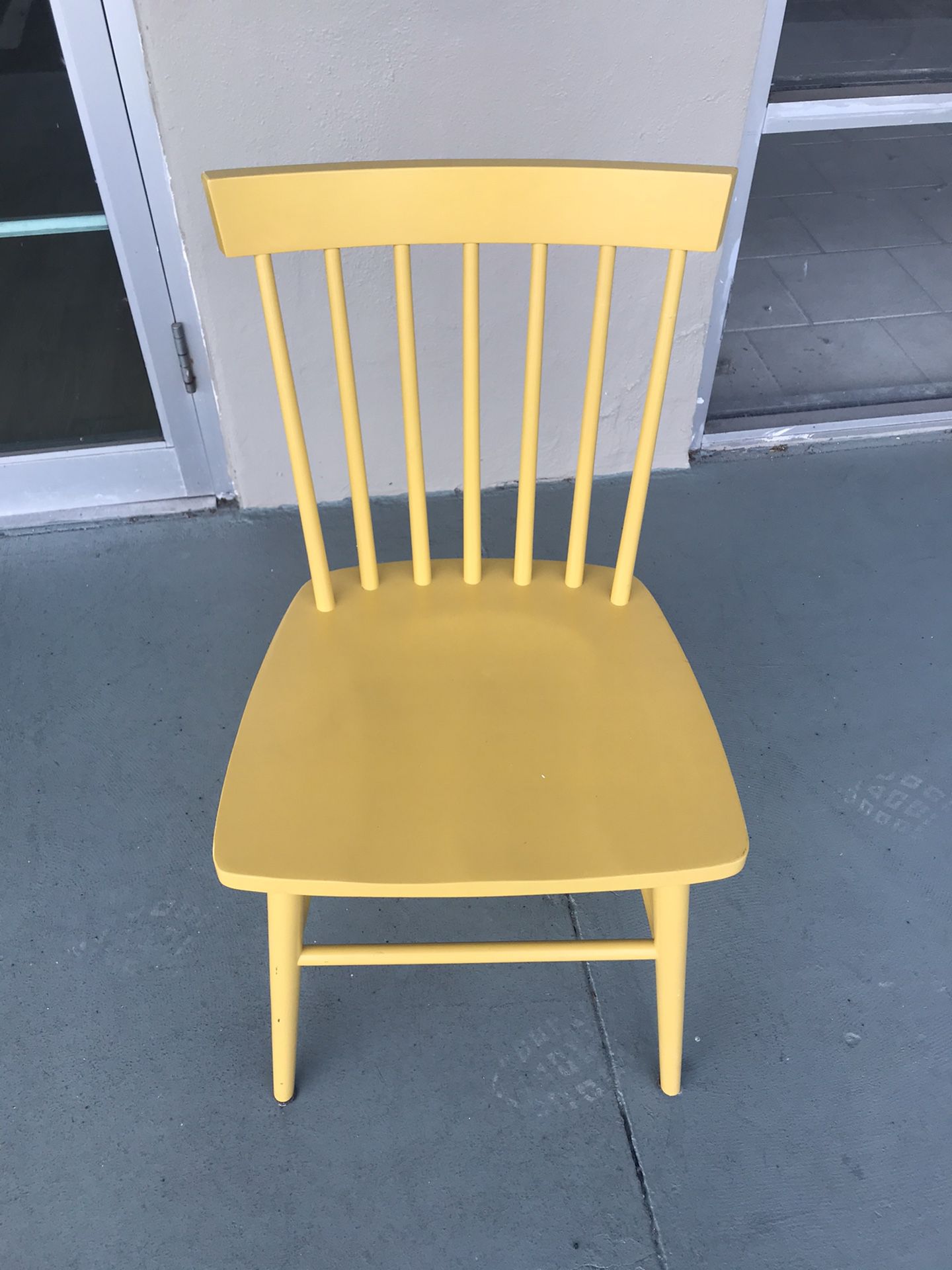 2 Yellow chairs