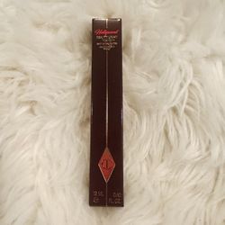 Charlotte Tilbury, Spotlight Hollywood beauty light wand
