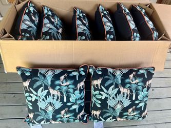 Allen & Roth Patio Accent pillows