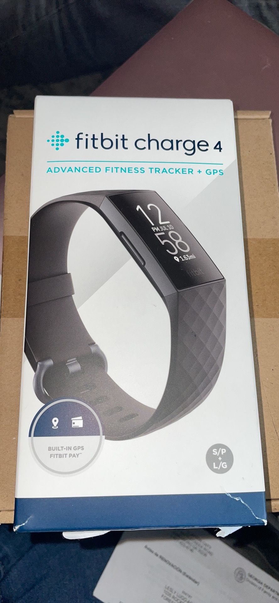 FitBit Charge 4