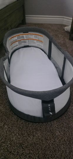 Baby Delight Portable Bassinet