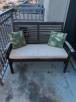 Wood Bench w/ Cushion and (2) Pillows
