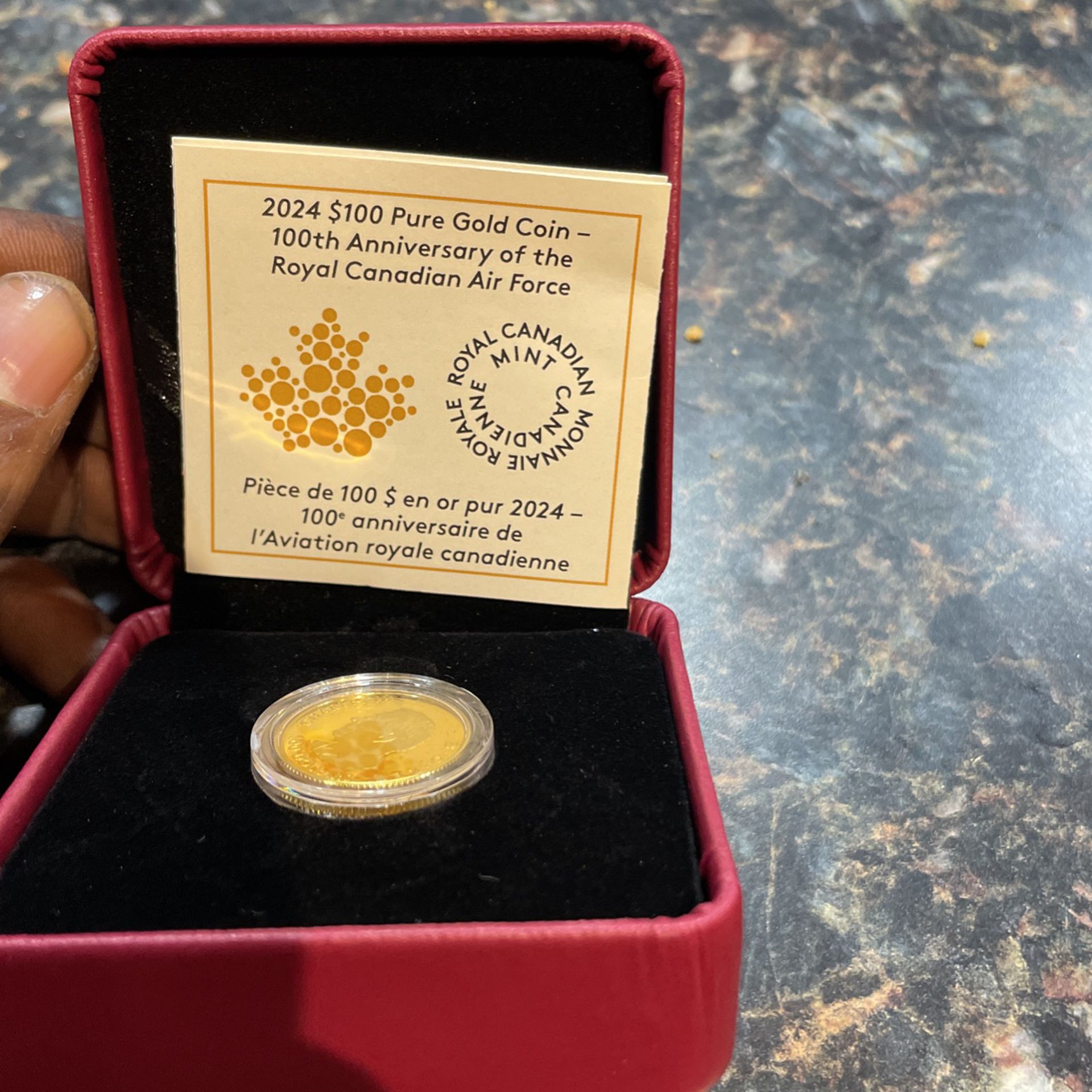 Gold Coin Worth 100$
