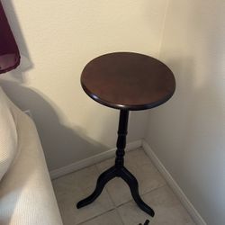 Accent Table