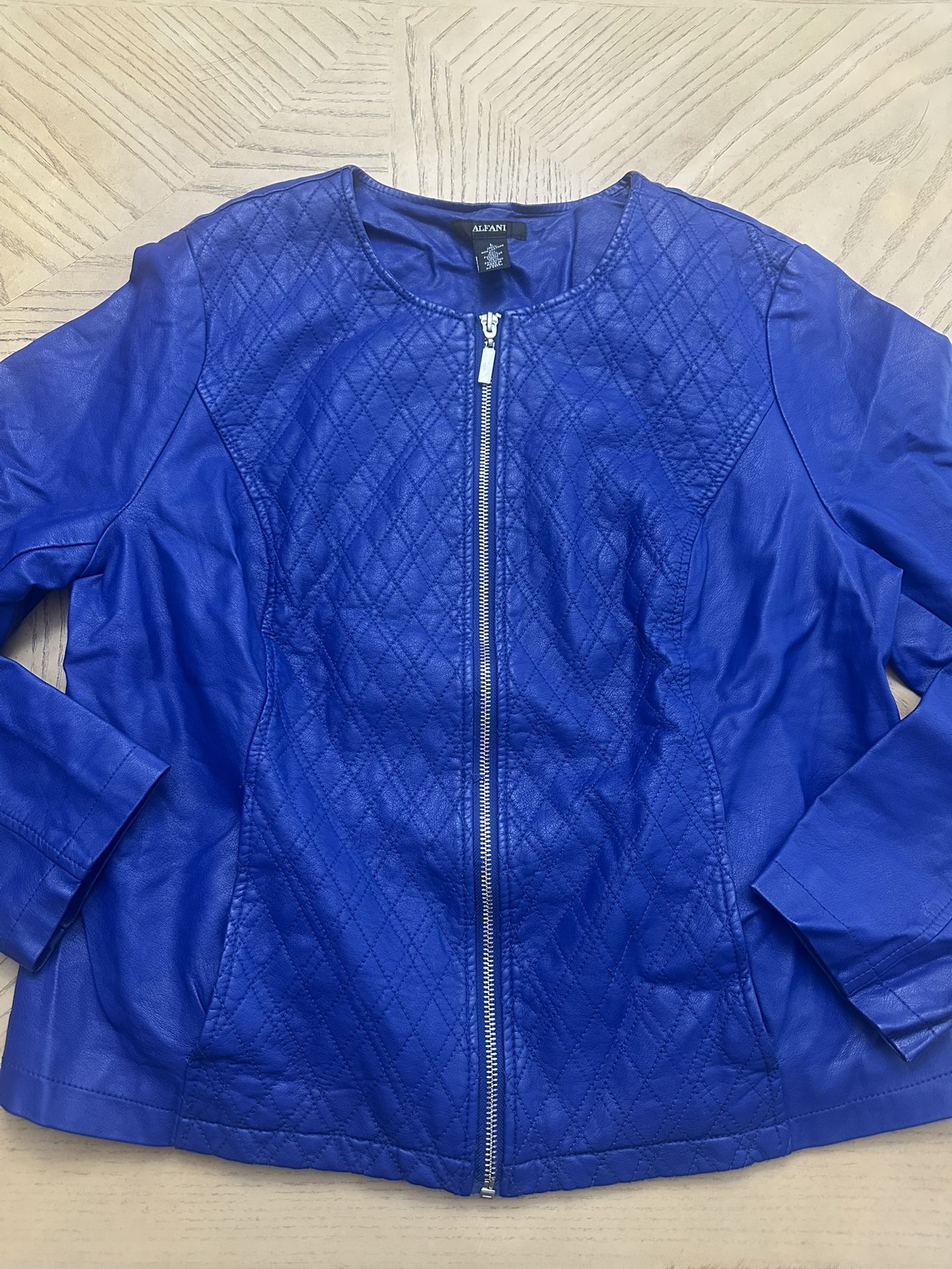 ALFANI Women's Blue Full-Zip Quilted Faux Leather Bomber Jacket Lined size large New never used
