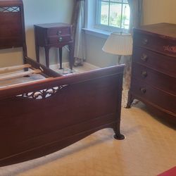 Vintage Bed set- full size solid mahogany-8 piece
