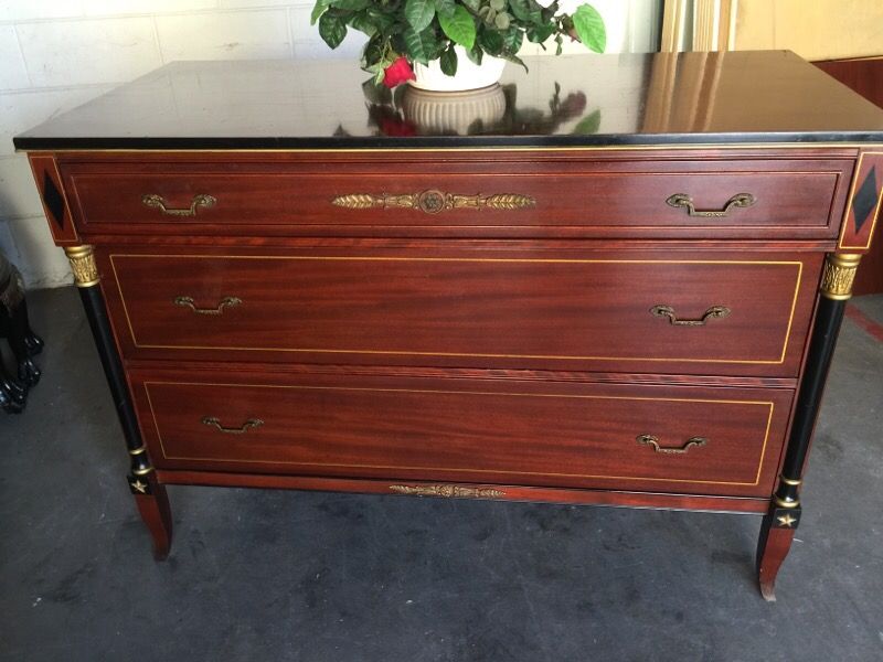 VINTAGE RWAY NORTHERN CO. DRESSER