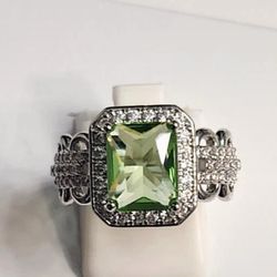 925 Silver CZ and Peridot Ring Size 8