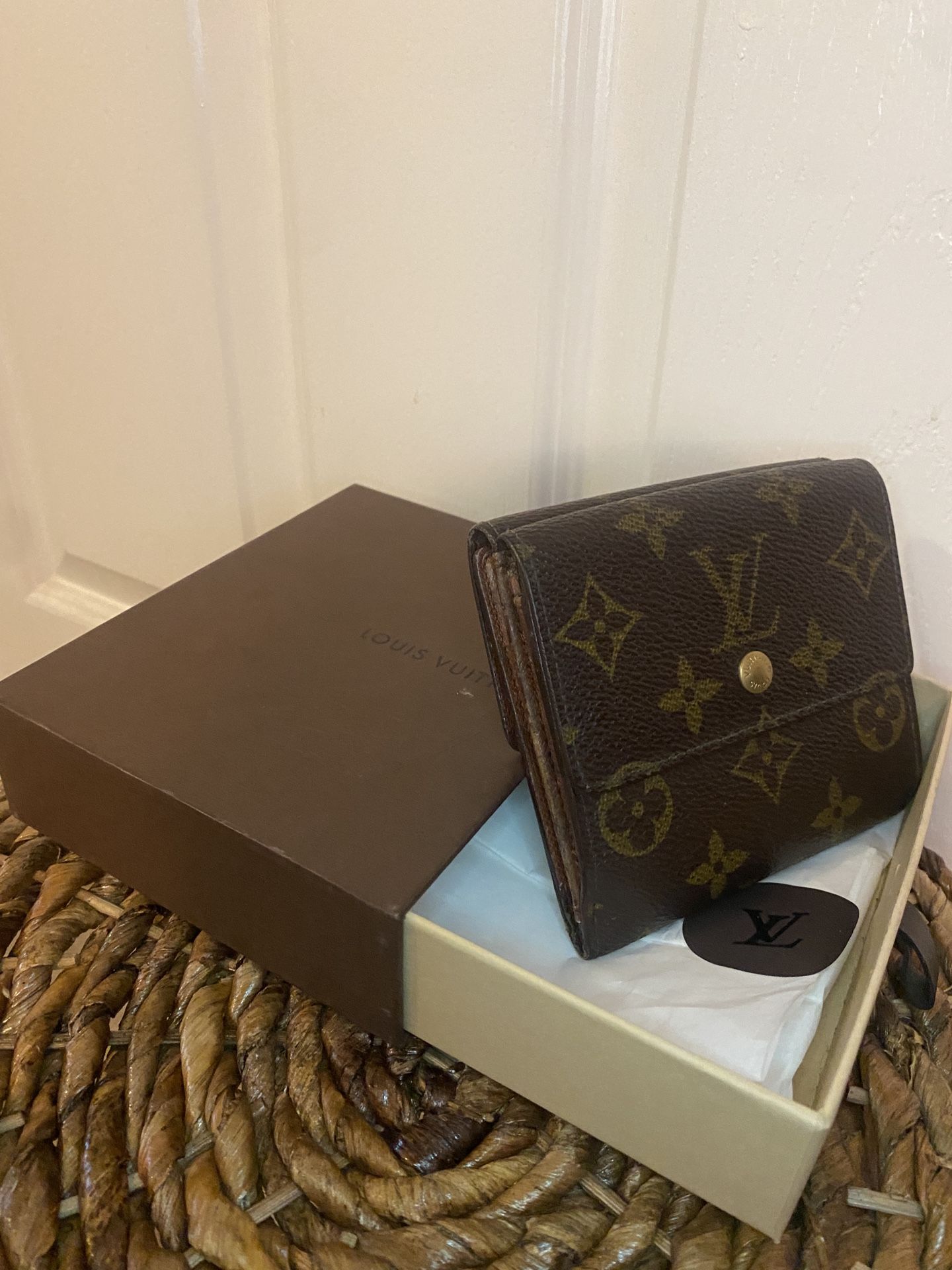 used lv card holder