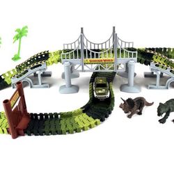 Dinosaur World Amazing Tracks & Car 142 Piece Play Set Flexible Tracks 
